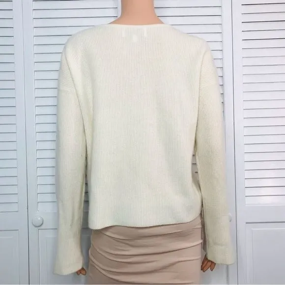 DESIGN HISTORY Pure Cashmere Cream Sweater Size M
