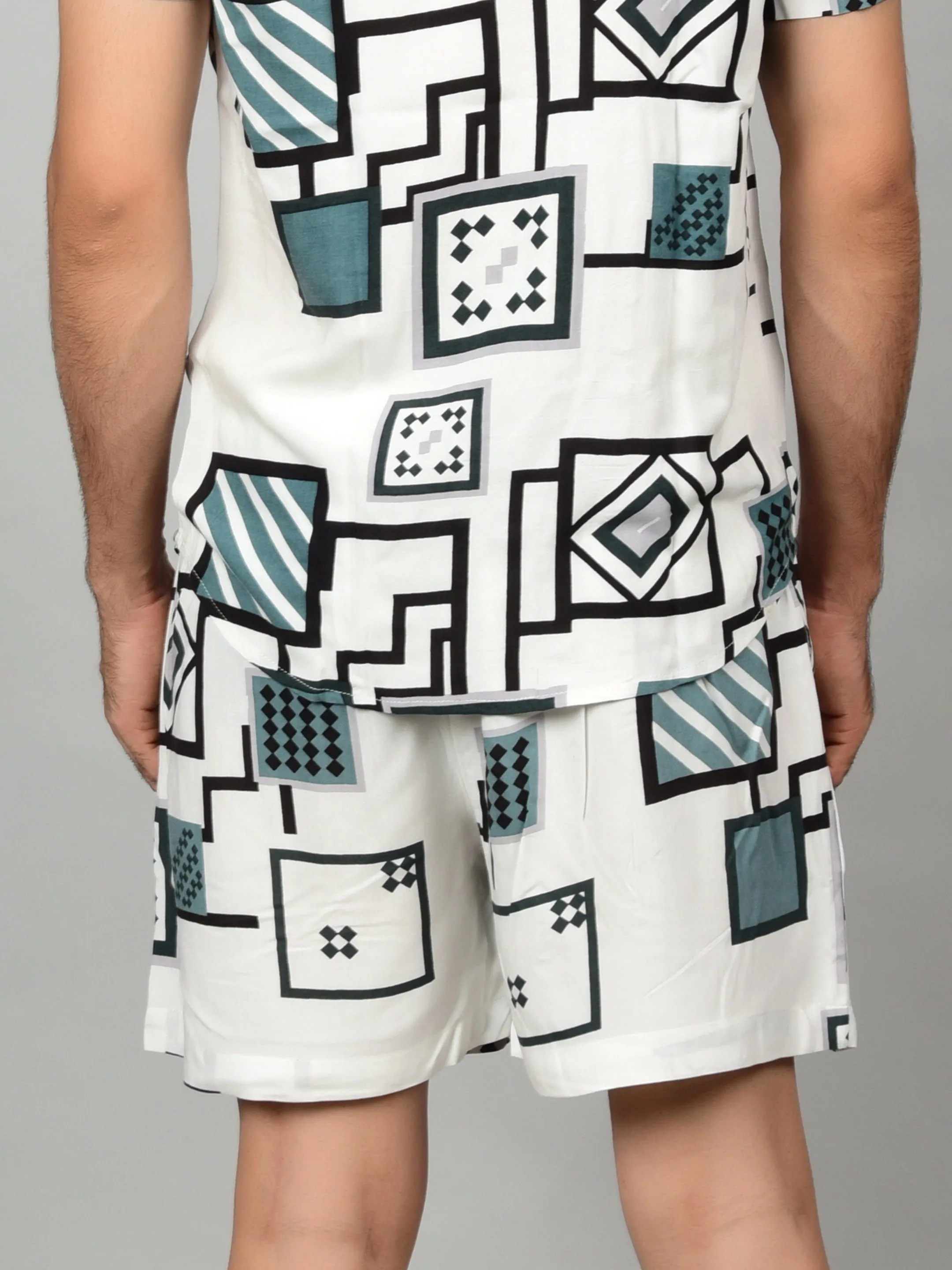 Men's Geometric Print Casual Shorts - Off-White