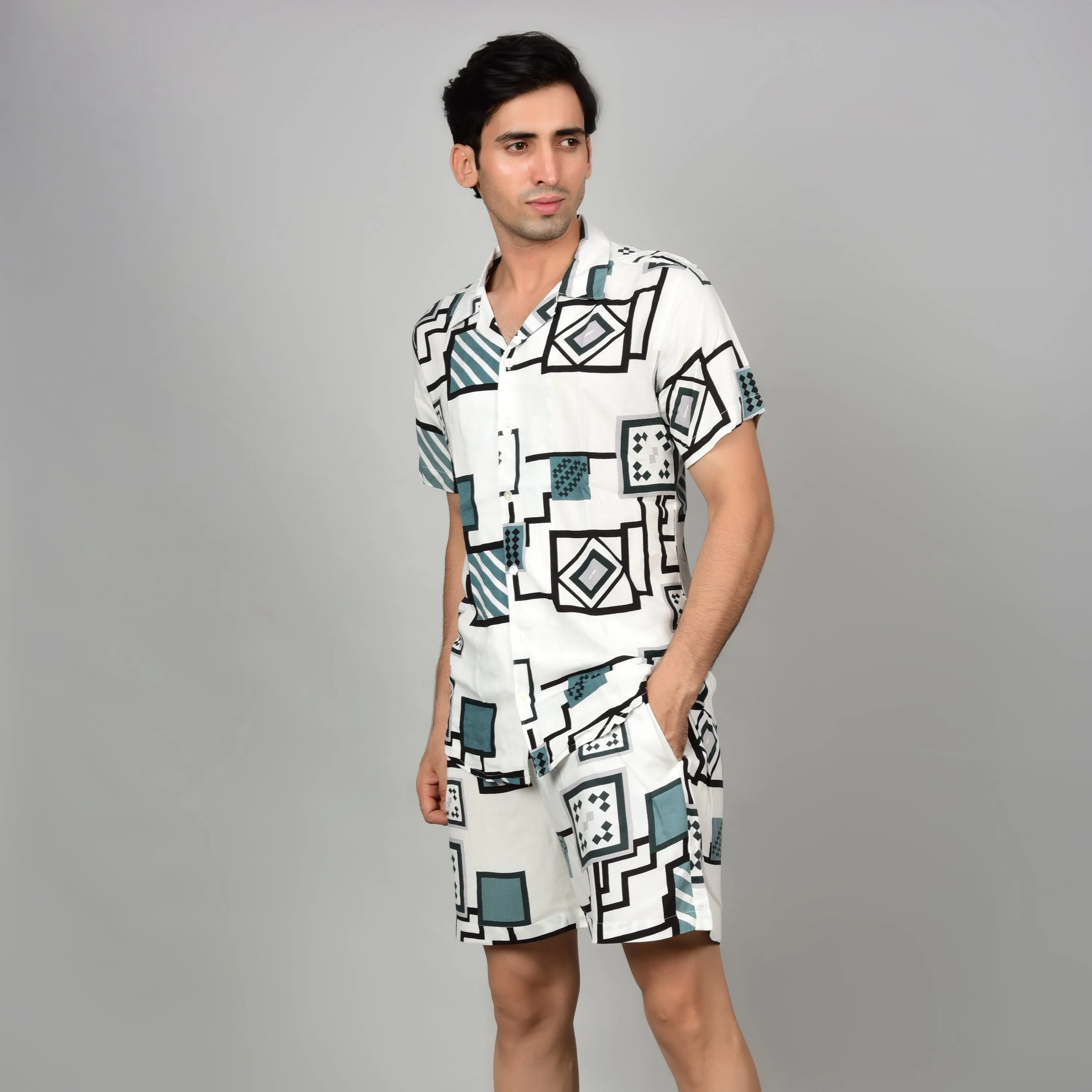 Men's Geometric Print Casual Shorts - Off-White