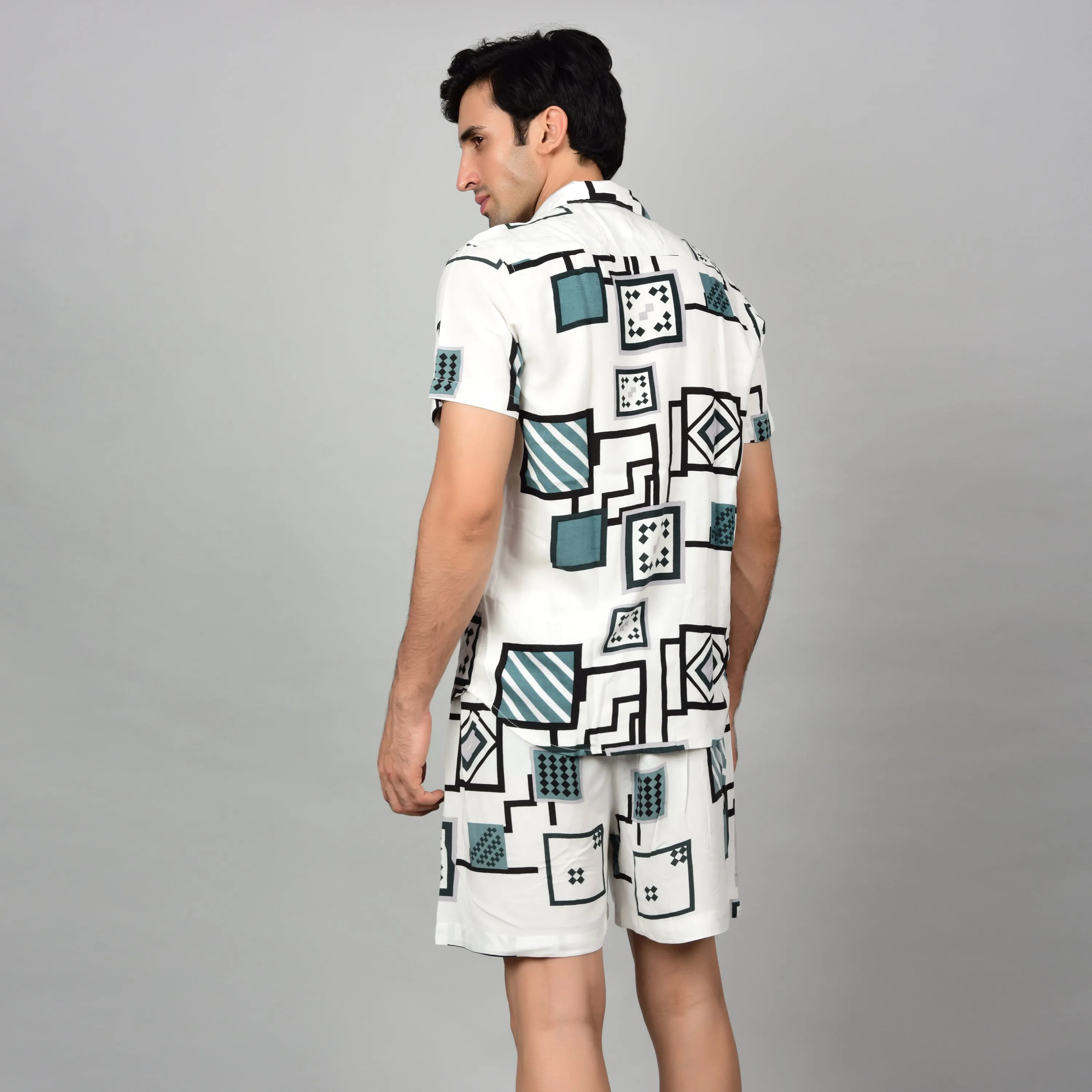 Men's Geometric Print Casual Shorts - Off-White