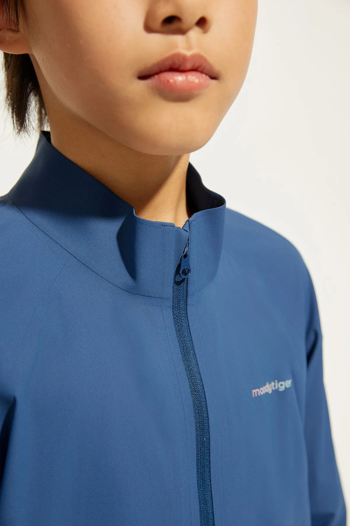 Pocket Seamless Breezy Jacket