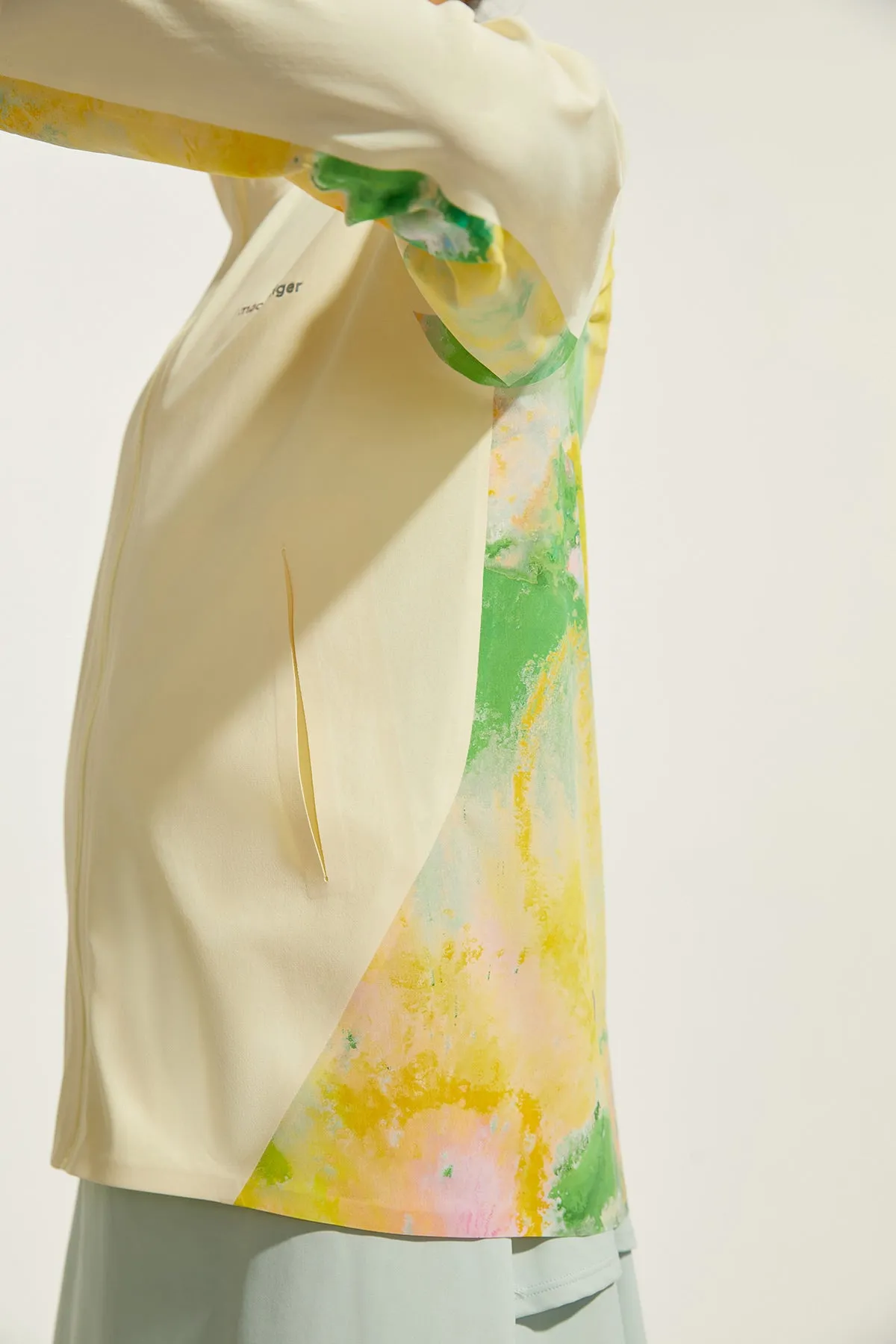 Pocket Seamless Breezy Jacket