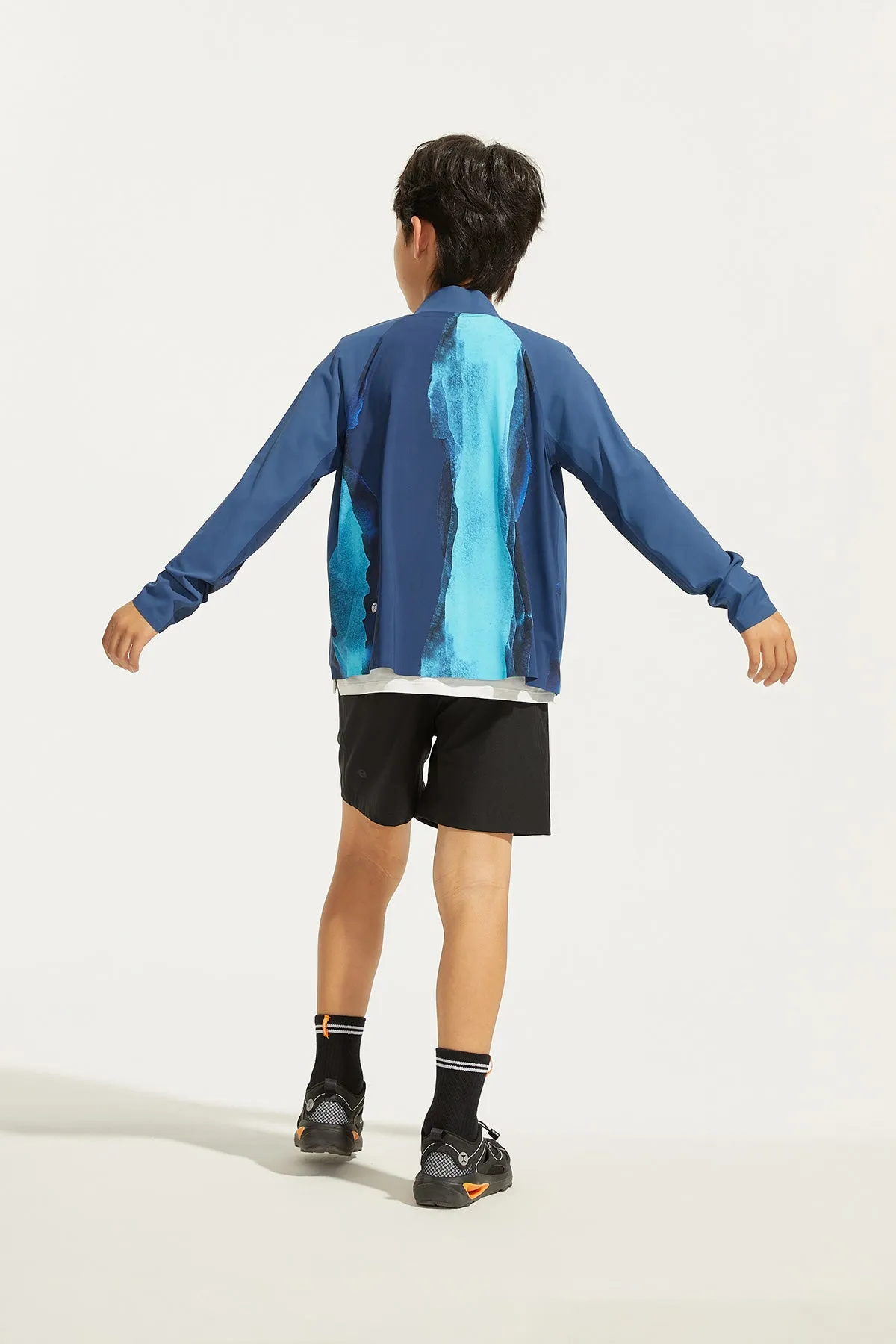 Pocket Seamless Breezy Jacket