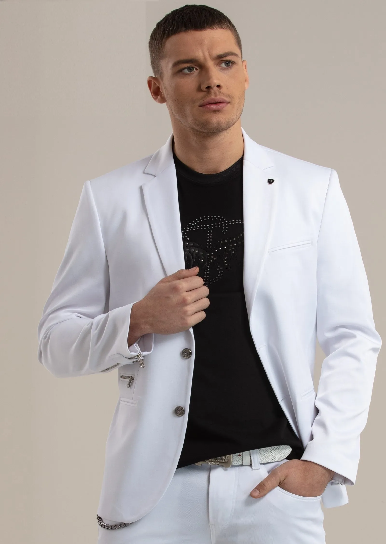 White Loop Detailed Zipper Blazer